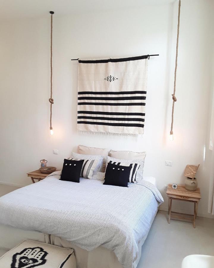 Fra Cielo E Mare Boutique Rooms Cagliari Bagian luar foto